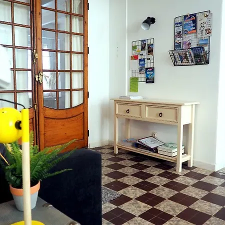 - Le Downtown 1 à 6 Personnes Aparthotel 4*