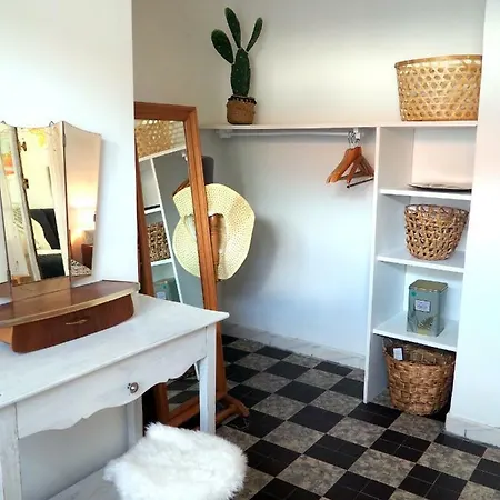 - Le Downtown 1 à 6 Personnes